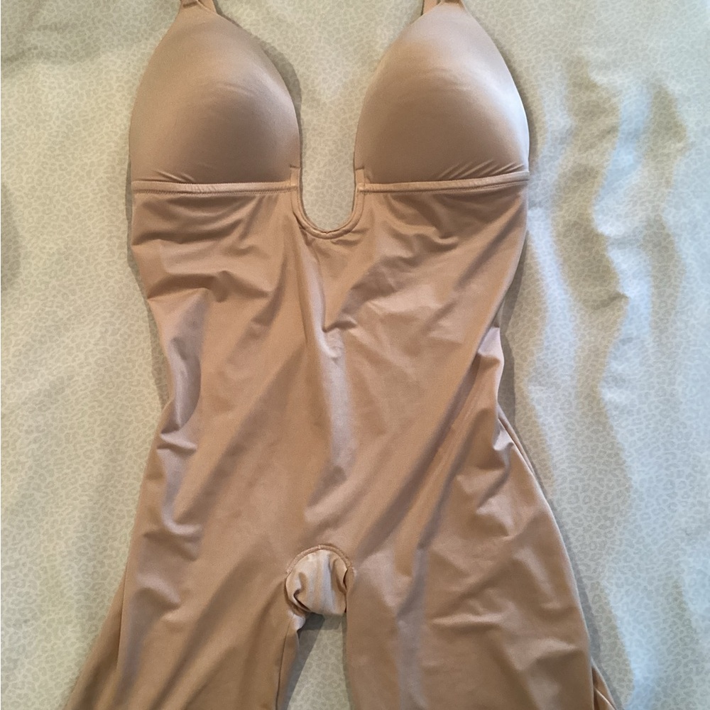 SPANX Nude Shapewear Bodysuit XL flaw see notes